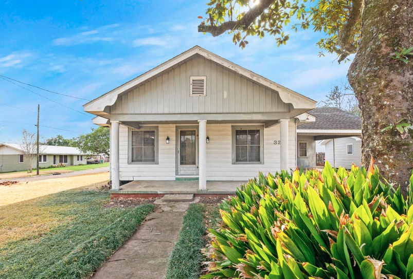 328 Theodora Boulevard