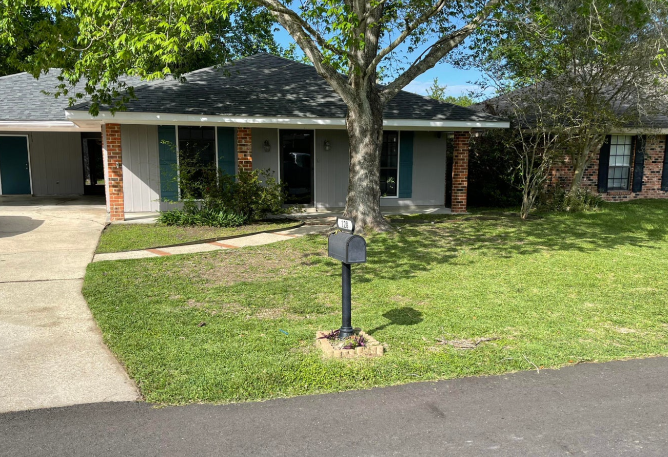 128 Longfellow Drive